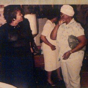 Meet your Posher, Yolanda